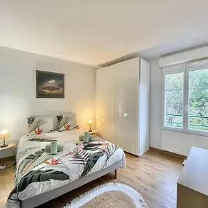 Appartement La Louisiane - Confort - Wifi - Parking Prive - Terrasse - Centre, Quimper